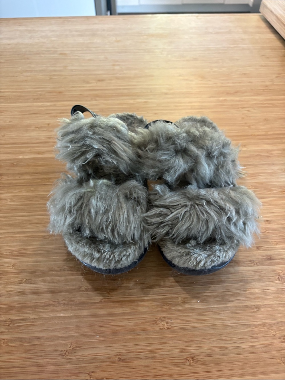Ugg fluffy